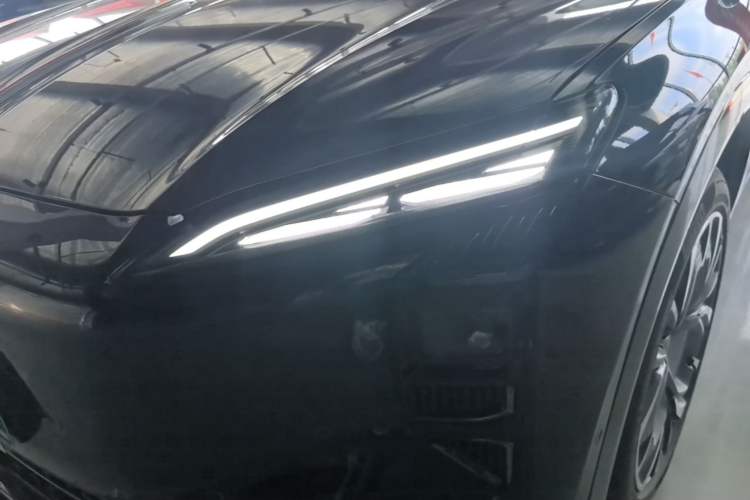 Used Hongqi Tiangong 08 2025 680 Ultra Four-Wheel-Drive Version Left Front Headlight