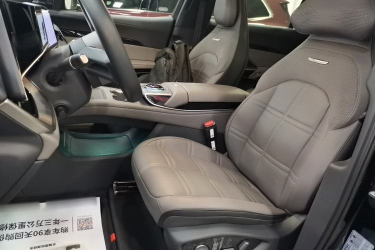 Used Hongqi Tiangong 08 2025 680 All-Wheel Drive Smart Selection Edition Left Front Seat