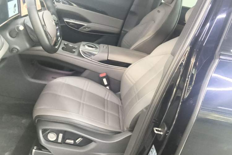 Used Hongqi Tiangong 08 2025 730 Max Rear-Drive Version Left Front Seat