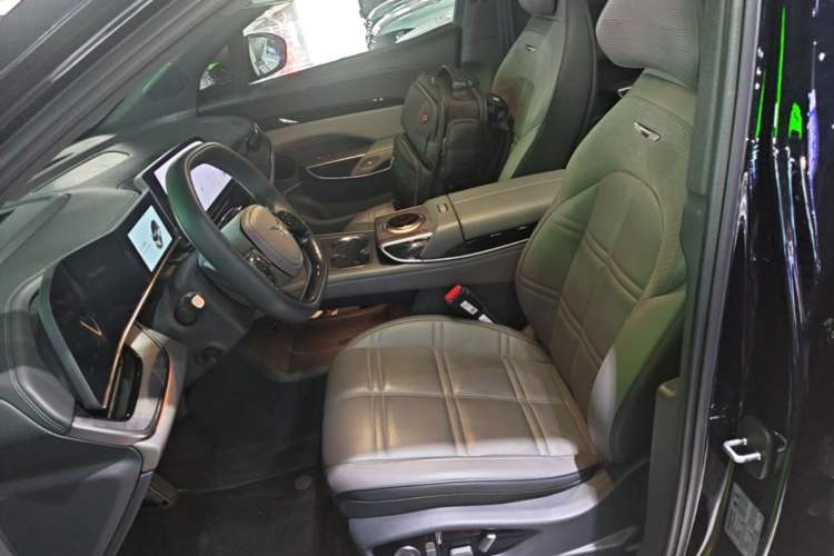 Used Hongqi Tiangong 08 2025 680 Ultra Four-Wheel-Drive Version Left Front Seat