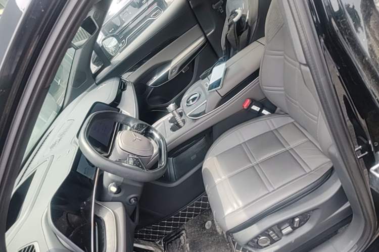 Used Hongqi Tiangong 08 2025 680 Ultra Four-Wheel-Drive Version Left Front Seat