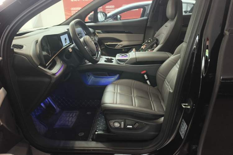 Used Hongqi Tiangong 08 2025 680 Ultra Four-Wheel-Drive Version Left Front Seat
