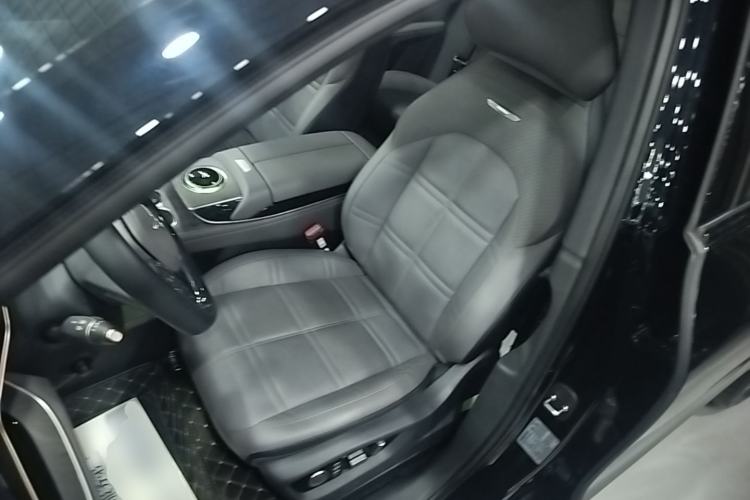 Used Hongqi Tiangong 08 2025 680 Ultra Four-Wheel-Drive Version Left Front Seat
