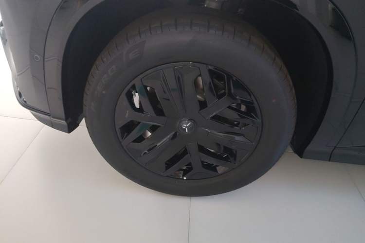 Used Hongqi Tiangong 08 2025 605 Pioneer Edition Left Front Wheel Hub