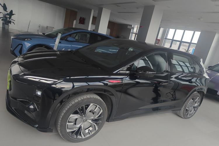 Used Hongqi Tiangong 08 2025 680 Ultra Four-Wheel-Drive Version Left Side