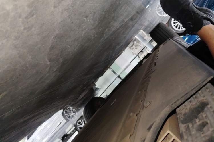 Used Hongqi Tiangong 08 2025 680 All-Wheel Drive Smart Selection Edition Left Side Sill