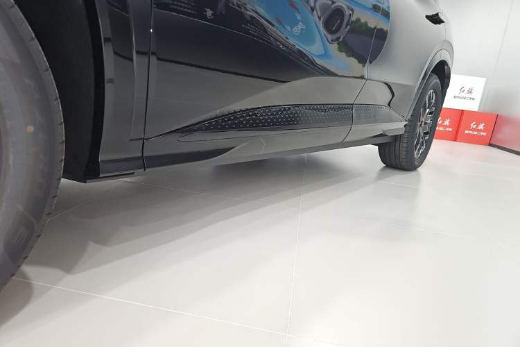 Used Hongqi Tiangong 08 2025 605 Pioneer Edition Left Side Sill