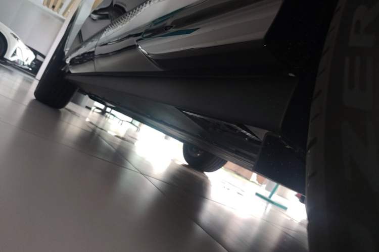 Used Hongqi Tiangong 08 2025 605 Pioneer Edition Left Side Sill