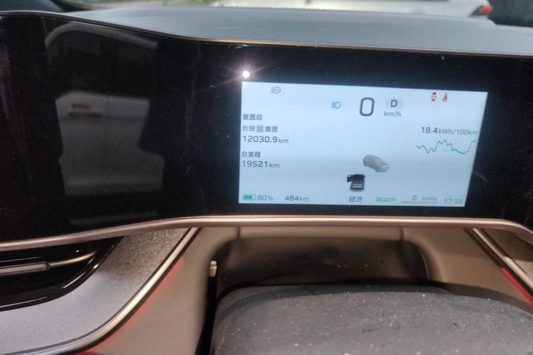 Used Hongqi Tiangong 08 2025 730 Max Rear-Drive Version Odometer Close Up