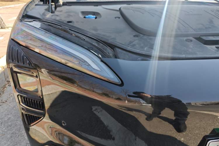 Used Hongqi Tiangong 08 2025 565 All-Wheel-Drive Pioneer Edition Right Front Headlight