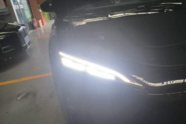 Used Hongqi Tiangong 08 2025 605 Pioneer Edition Right Front Headlight