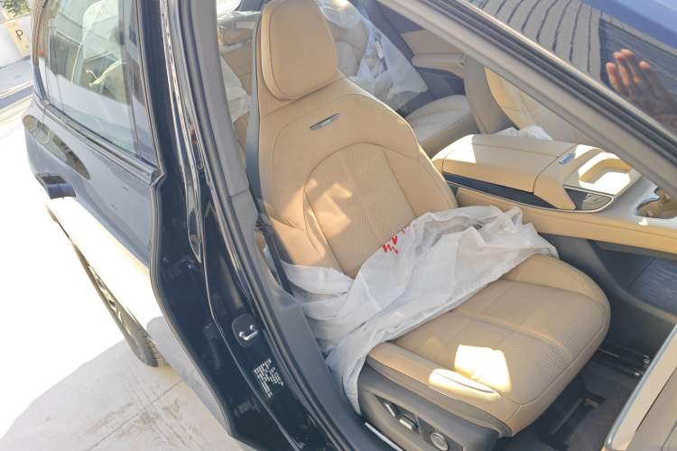 Used Hongqi Tiangong 08 2025 605 Pioneer Edition Right Front Seat