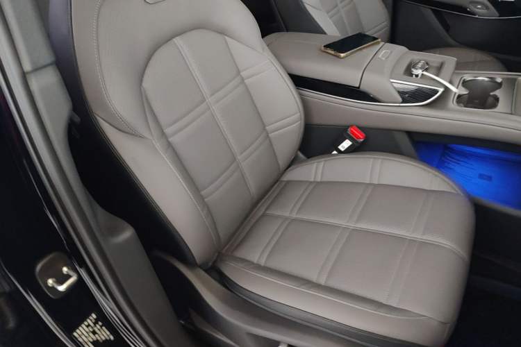 Used Hongqi Tiangong 08 2025 605 Pioneer Edition Right Front Seat