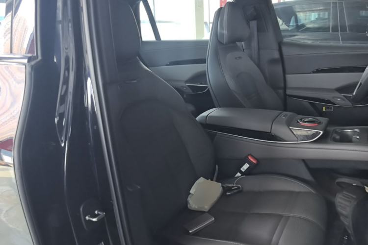 Used Hongqi Tiangong 08 2025 680 Ultra Four-Wheel-Drive Version Right Front Seat