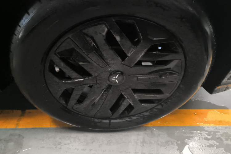 Used Hongqi Tiangong 08 2025 605 Pioneer Edition Right Front Wheel Hub