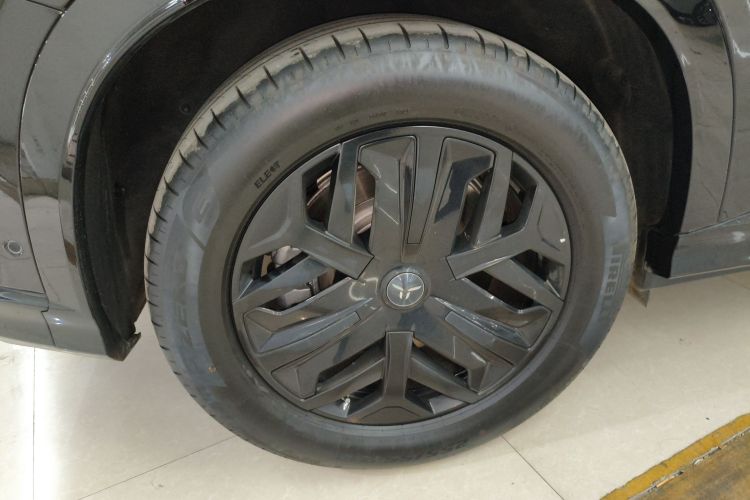 Used Hongqi Tiangong 08 2025 605 Max Rear-Drive Version Right Rear Wheel Hub