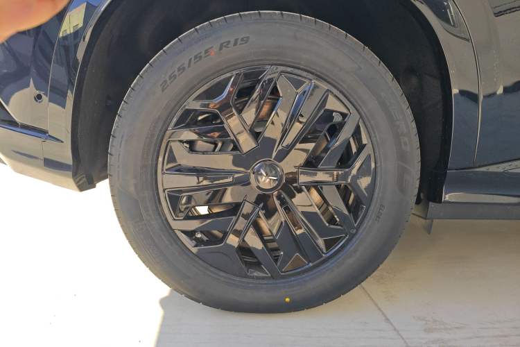 Used Hongqi Tiangong 08 2025 605 Pioneer Edition Right Rear Wheel Hub