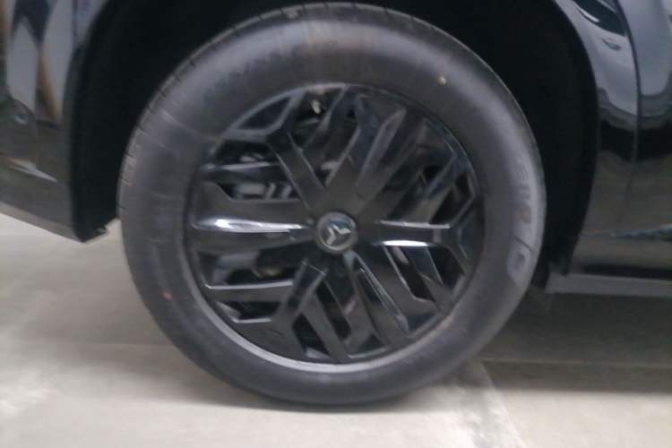 Used Hongqi Tiangong 08 2025 730 Smart Selection Edition Right Rear Wheel Hub