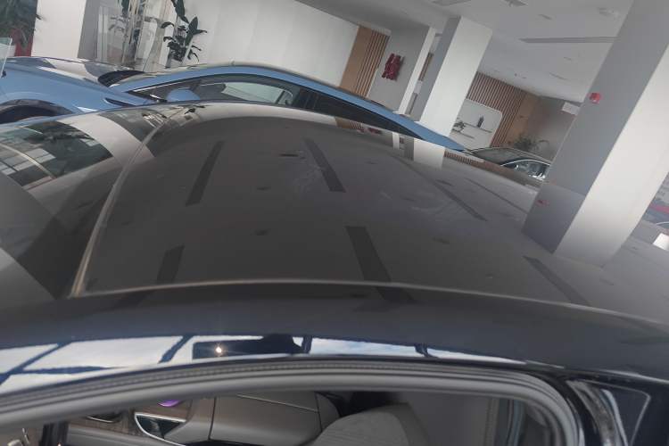 Used Hongqi Tiangong 08 2025 680 Ultra Four-Wheel-Drive Version Roof