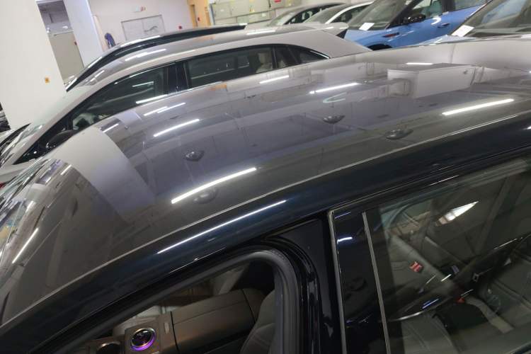Used Hongqi Tiangong 08 2025 680 Ultra Four-Wheel-Drive Version Roof