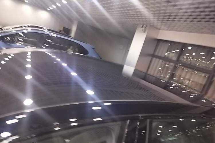 Used Hongqi Tiangong 08 2025 680 Ultra Four-Wheel-Drive Version Roof