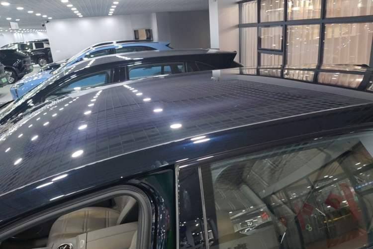 Used Hongqi Tiangong 08 2025 680 Ultra Four-Wheel-Drive Version Roof