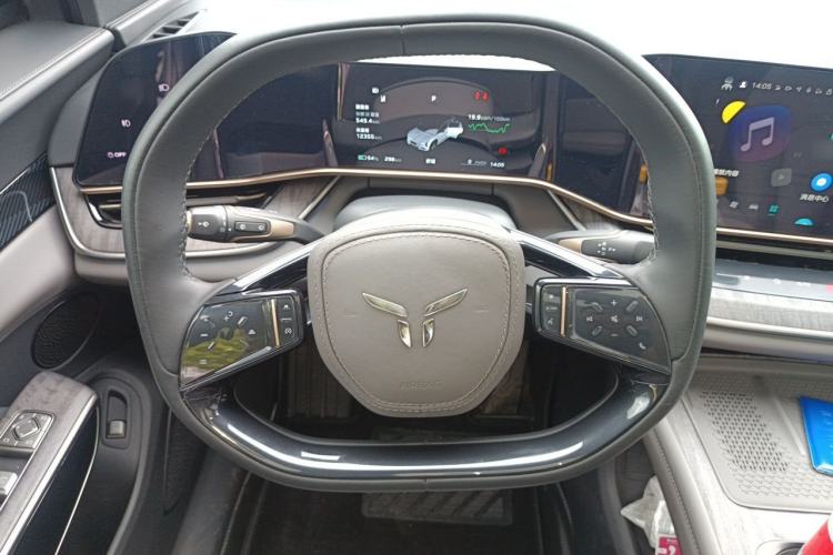Used Hongqi Tiangong 08 2025 680 Ultra Four-Wheel-Drive Version Steering Wheel
