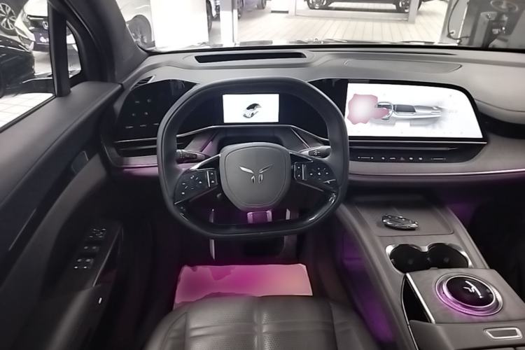 Used Hongqi Tiangong 08 2025 680 Ultra Four-Wheel-Drive Version Steering Wheel