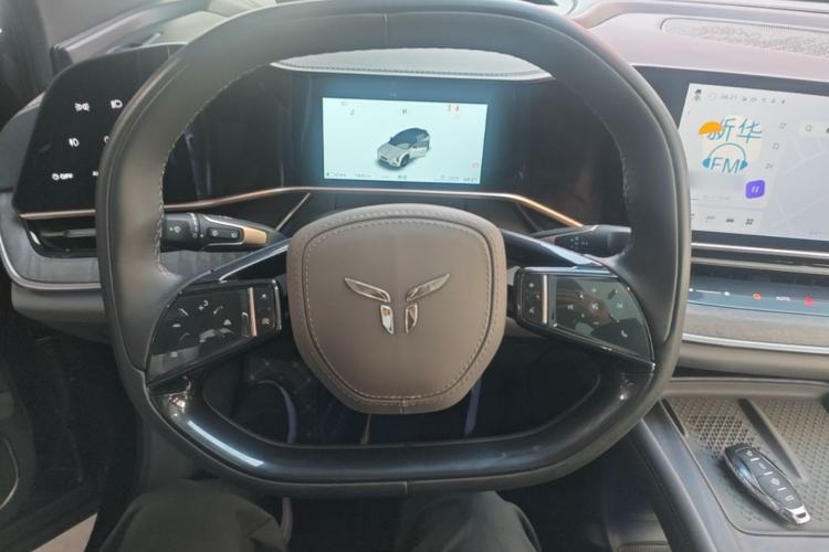 Used Hongqi Tiangong 08 2025 680 All-Wheel Drive Smart Selection Edition Steering Wheel
