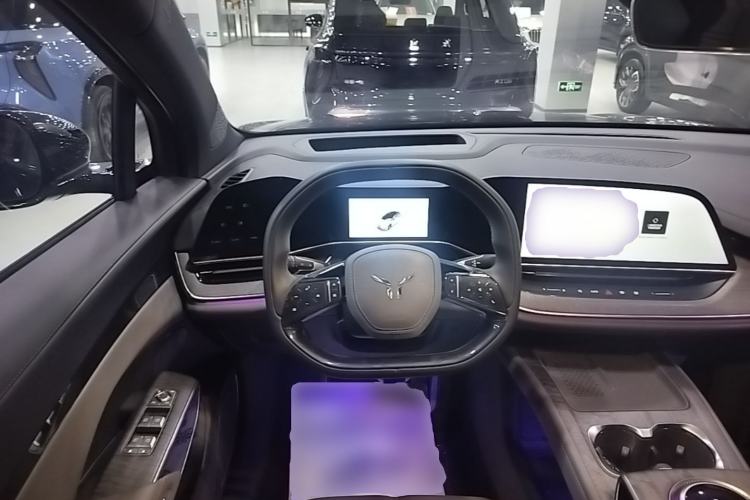 Used Hongqi Tiangong 08 2025 680 Ultra Four-Wheel-Drive Version Steering Wheel