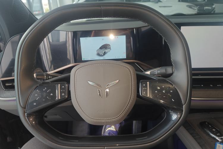 Used Hongqi Tiangong 08 2025 680 Ultra Four-Wheel-Drive Version Steering Wheel