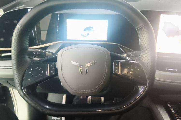 Used Hongqi Tiangong 08 2025 730 Max Rear-Drive Version Steering Wheel