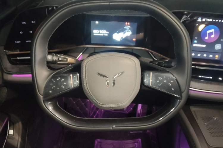 Used Hongqi Tiangong 08 2025 680 Ultra Four-Wheel-Drive Version Steering Wheel