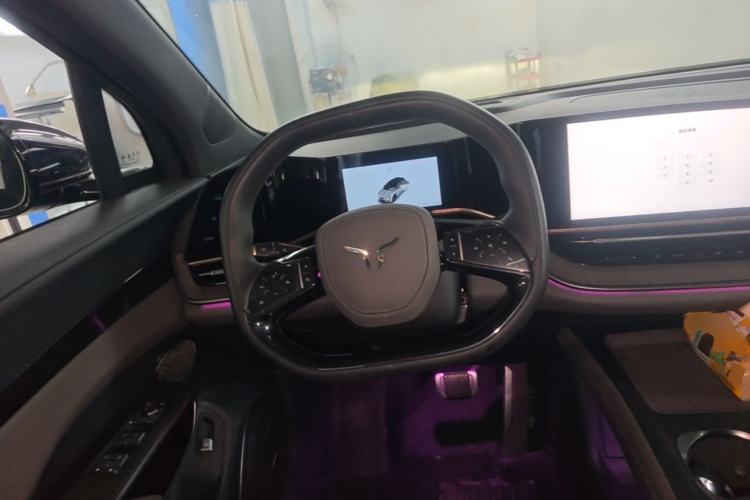 Used Hongqi Tiangong 08 2025 680 Ultra Four-Wheel-Drive Version Steering Wheel