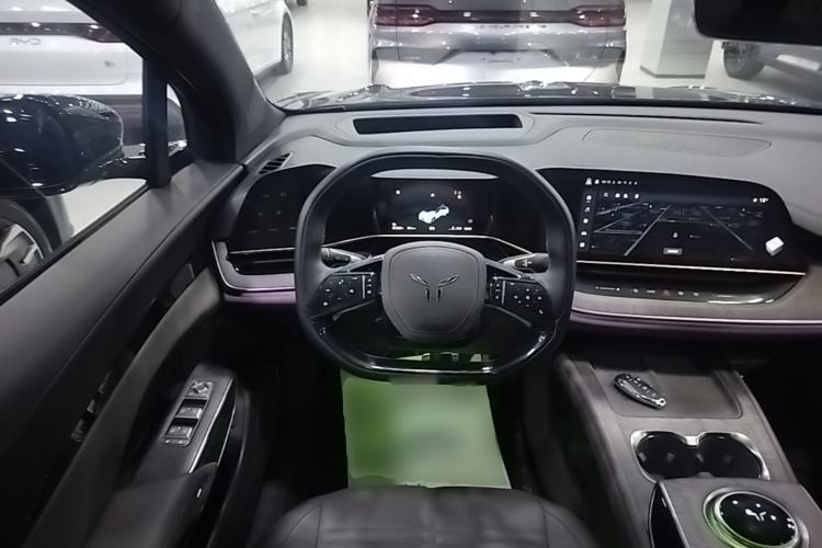 Used Hongqi Tiangong 08 2025 680 Ultra Four-Wheel-Drive Version Steering Wheel