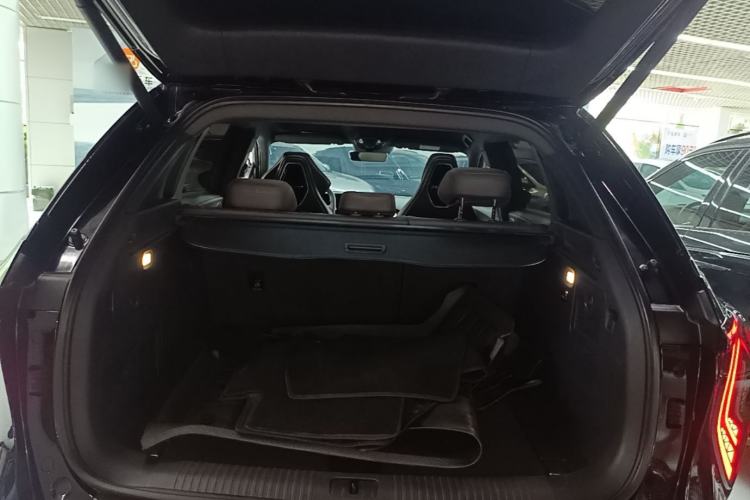Used Hongqi Tiangong 08 2025 680 Ultra Four-Wheel-Drive Version Trunk