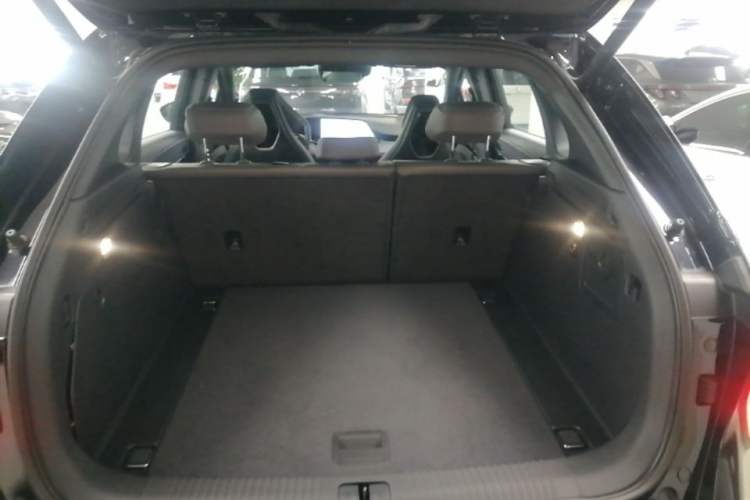 Used Hongqi Tiangong 08 2025 730 Smart Selection Edition Trunk
