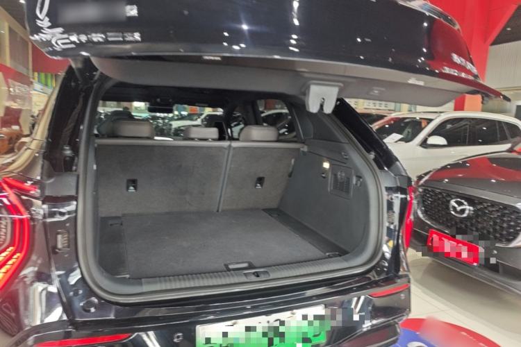 Used Hongqi Tiangong 08 2025 680 Ultra Four-Wheel-Drive Version Trunk