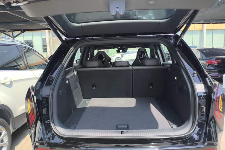 Used Hongqi Tiangong 08 2025 680 All-Wheel Drive Smart Selection Edition Trunk