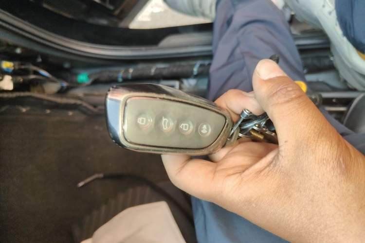 Used Hongqi Tiangong 08 2025 730 Max Rear-Drive Version Vehicle Key