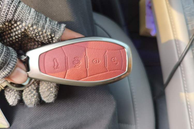 Used Hongqi Tiangong 08 2025 680 All-Wheel Drive Smart Selection Edition Vehicle Key