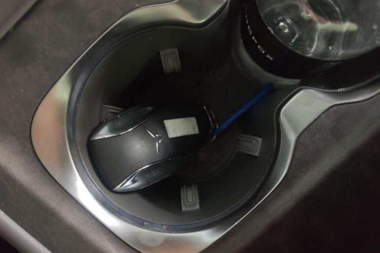Used Hongqi Tiangong 08 2025 680 Ultra Four-Wheel-Drive Version Vehicle Key