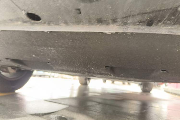 Used Hongqi Tiangong 08  Chassis Front