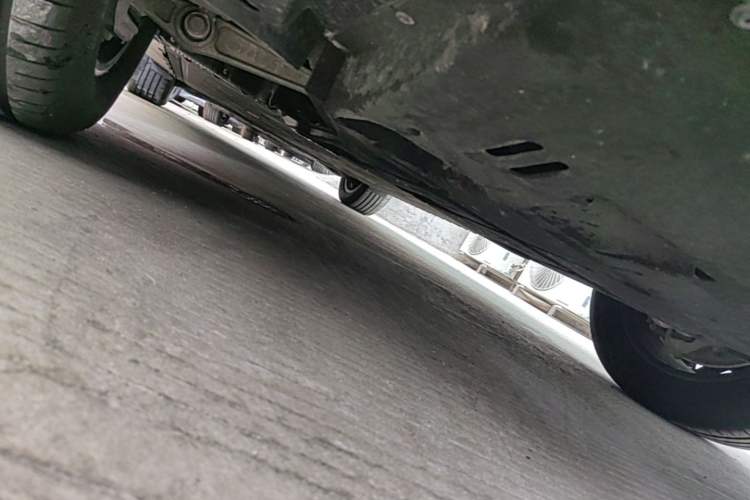 Used Hongqi Tiangong 08 2025 730 Max Rear-Drive Version Chassis Front Right