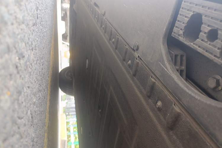 Used Hongqi Tiangong 08 2025 730 Max Rear-Drive Version Chassis Rear Left