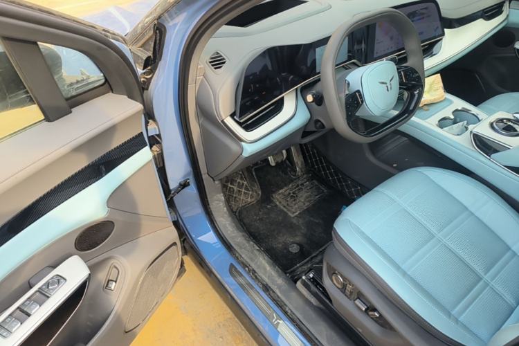 Used Hongqi Tiangong 08 2025 730 Smart Selection Edition Driver Seat