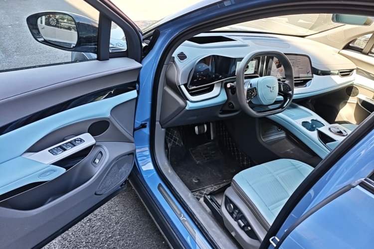 Used Hongqi Tiangong 08 2025 730 Max Rear-Drive Version Driver Seat