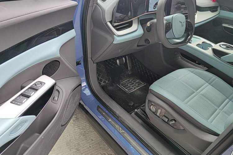 Used Hongqi Tiangong 08 2025 730 Max Rear-Drive Version Driver Seat