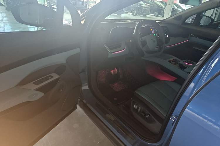 Used Hongqi Tiangong 08 2025 730 Max Rear-Drive Version Driver Seat