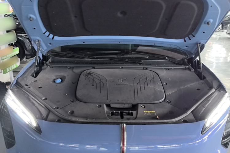 Used Hongqi Tiangong 08 2025 730 Max Rear-Drive Version Engine Bay